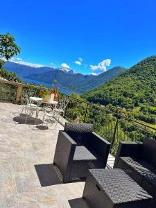 Villa Lariana in Como, Lake view, Pool & Garden!