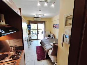 Zen Central Studio with Balcony and WiFi fiber