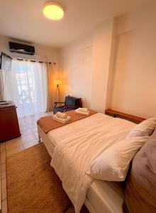 Port Breeze Apartments