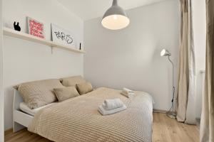 Bratislava Main Station Apartment Free Parking
