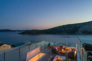 Sunset Terrace Vinisce