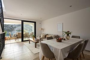 Sunset Terrace Vinisce