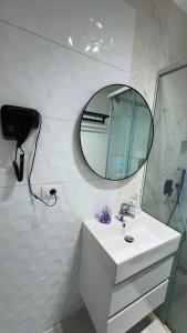 Apartmenti c1 dhoma 34