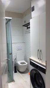 Apartmenti c1 dhoma 34