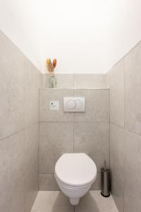 Emora Modern City Center Apartment