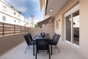 Electric Blue Residence - Modern Stay in Chania