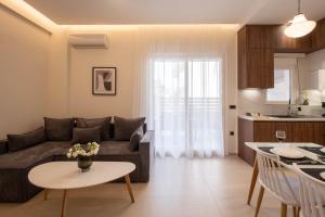 Electric Blue Residence - Modern Stay in Chania