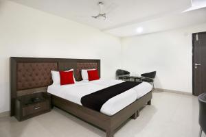 Hotel O Halcyon Deccan Inn