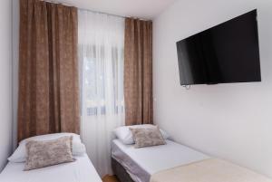 Apartment Maris, Near the Beach, Trogir