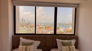 Downtown 2BR - Unbeatable City Views