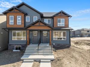 The Emerald - 3BR with King Beds, Banff Pass, AC