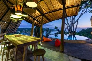 Bong Lux Hostel Nusa Lembongan