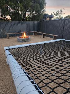 Willows Gardens Couples retreat with woodfire hottub