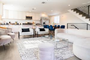 Premium 5-bedrooom House Best Location
