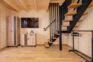 Holiday homes with access to a pool, sauna and jacuzzi