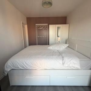 Chambre privée à 20 min de Paris
