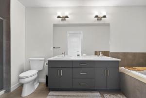 Spacious 3 bedrooms House Northeast Edmonton
