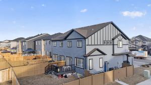 Spacious 3 bedrooms House Northeast Edmonton