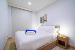Laguna Sky Park Golf ViewCondo Near Bangtao Beach
