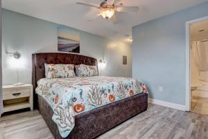 Surf City Stay Motel Unit - Walk to Beach