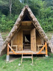Petros Bungalows & Hostel