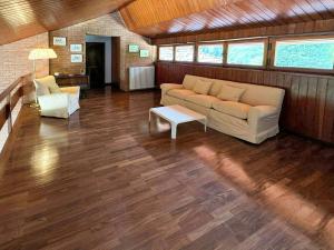 Villa With Pool Overlooking Lake Maggiore