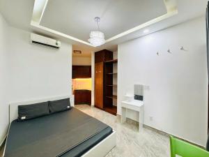 Bright Studio with Elevator, Central D3, CMT8