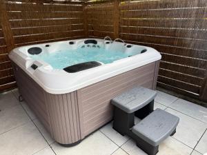 Maison de la Forge 10 personnes Jacuzzi