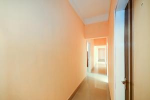 Hotel O Manmohan Enclave