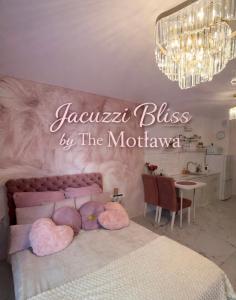 Jacuzzi Bliss by the Motława