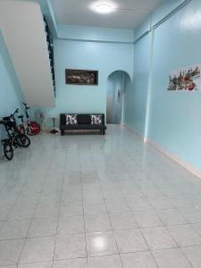 Blue House Hat Yai