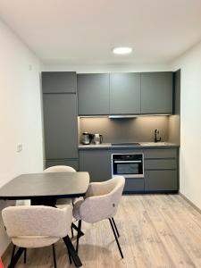 GG Apartment 7