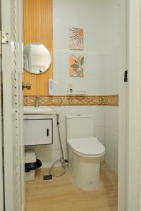 Smart Home with King Bed, PS5, Parking & IG Spaces