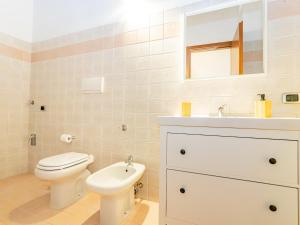 Industrial Nest 8km from Lake Como & Ski Wifi