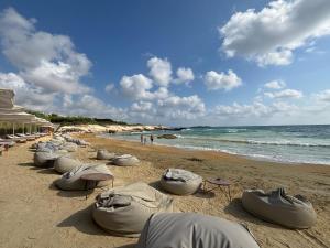 Germaines Place 2BR, Paphos, Walk to Faros Beach