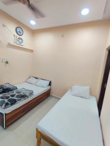 Jai shree mahakal guest house