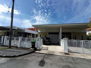 Lynn Homestay Alor Setar