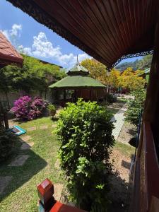 Golden Teak Resort Baan Sapparot