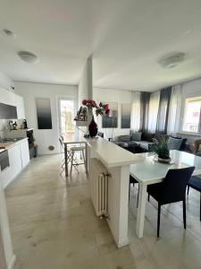 Family Livin Sirmione Flats
