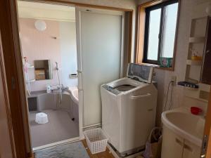 インディゴハウスIndigo House For women and families only, 5-minute walk from the Omagari station,