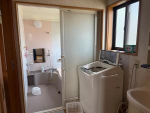 インディゴハウスIndigo House For women and families only, 5-minute walk from the Omagari station,