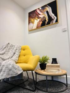 Springbank Apartments - The Suite with Garden
