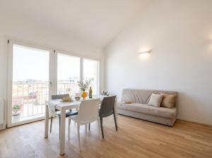 Angelina House - Sea Front Loft