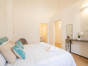 Angelina House - Sea Front Loft