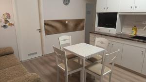 V & V Apartman