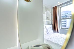 Celestial Beach Suites - The Sóng Vung Tau, Infinity Pool & Goldcoast Beach