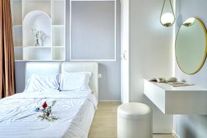 Celestial Beach Suites - The Sóng Vung Tau, Infinity Pool & Goldcoast Beach