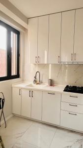 Old City, Avlabari Center