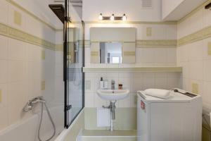 Kraszewskiego 21 by Grand Apartments