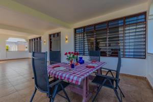 Solana Pearl Beach Private Villa